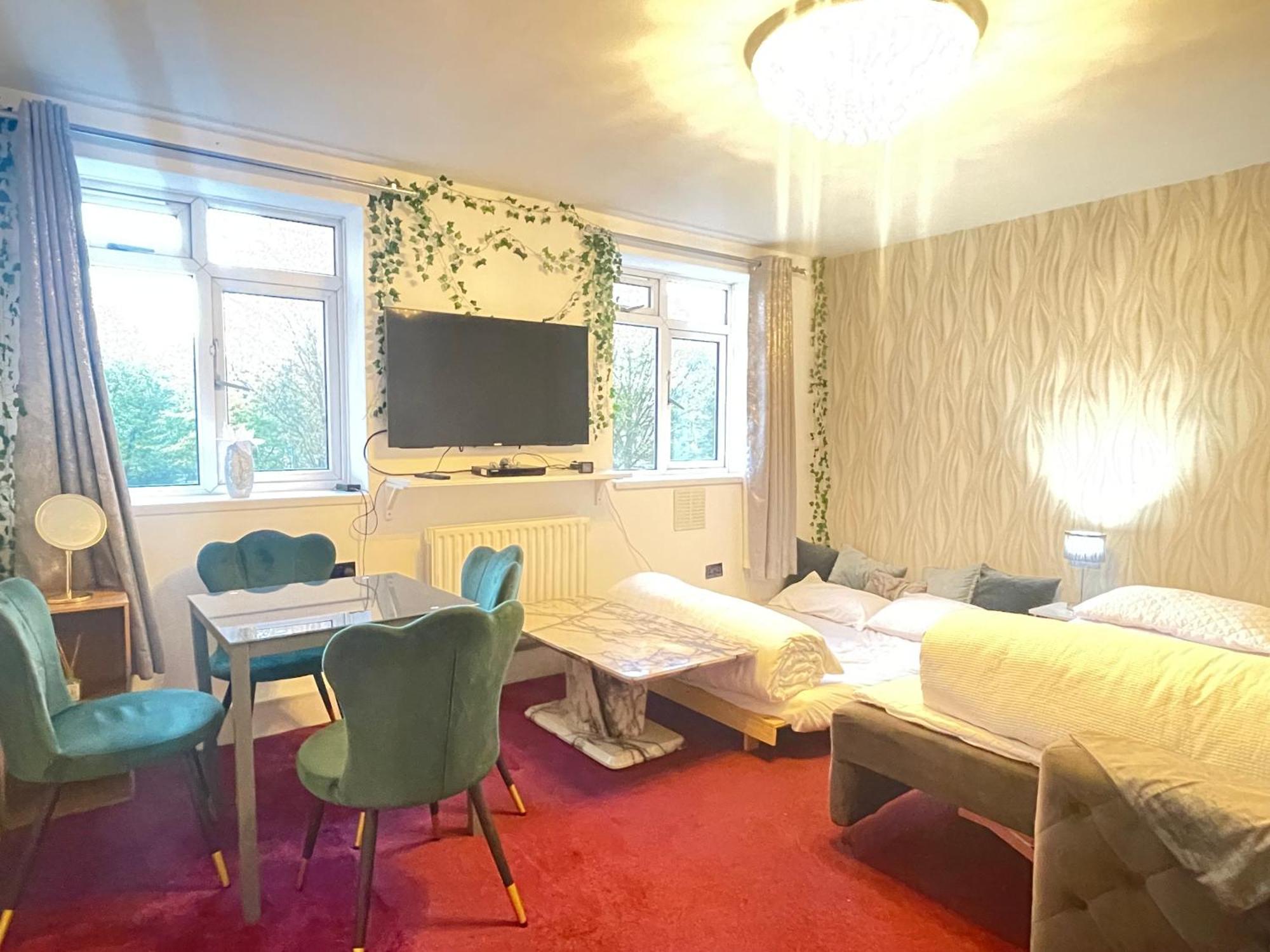 Room With Kitchen In Central Лондон Экстерьер фото