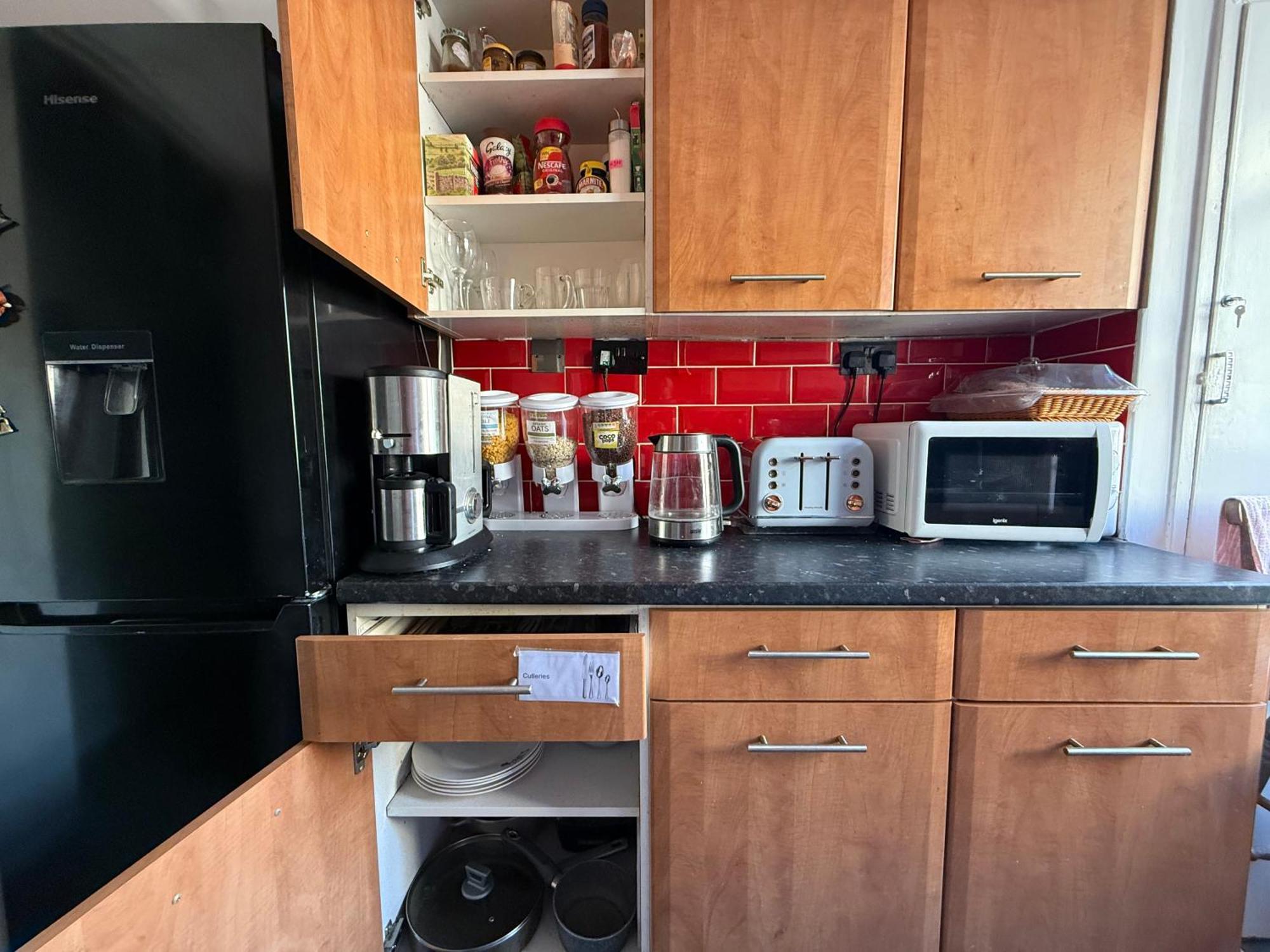 Room With Kitchen In Central Лондон Экстерьер фото